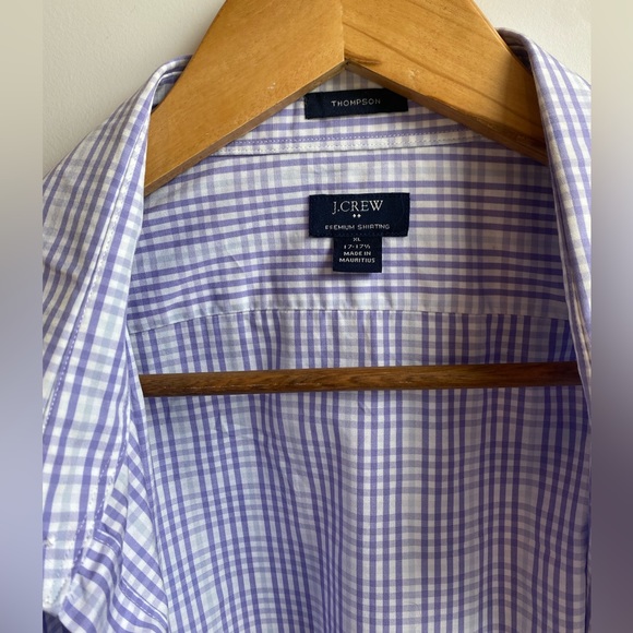 Mens J. Crew Factory Dress shirt in a light purple plaid 👔 - Picture 6 of 9
